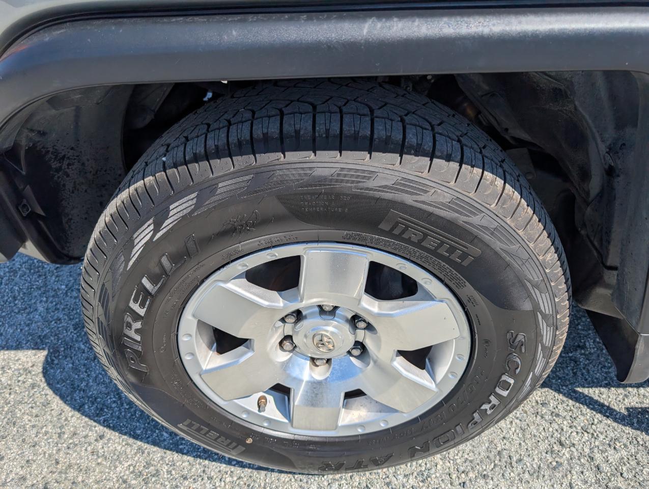 Toyota FJ Cruiser  2010