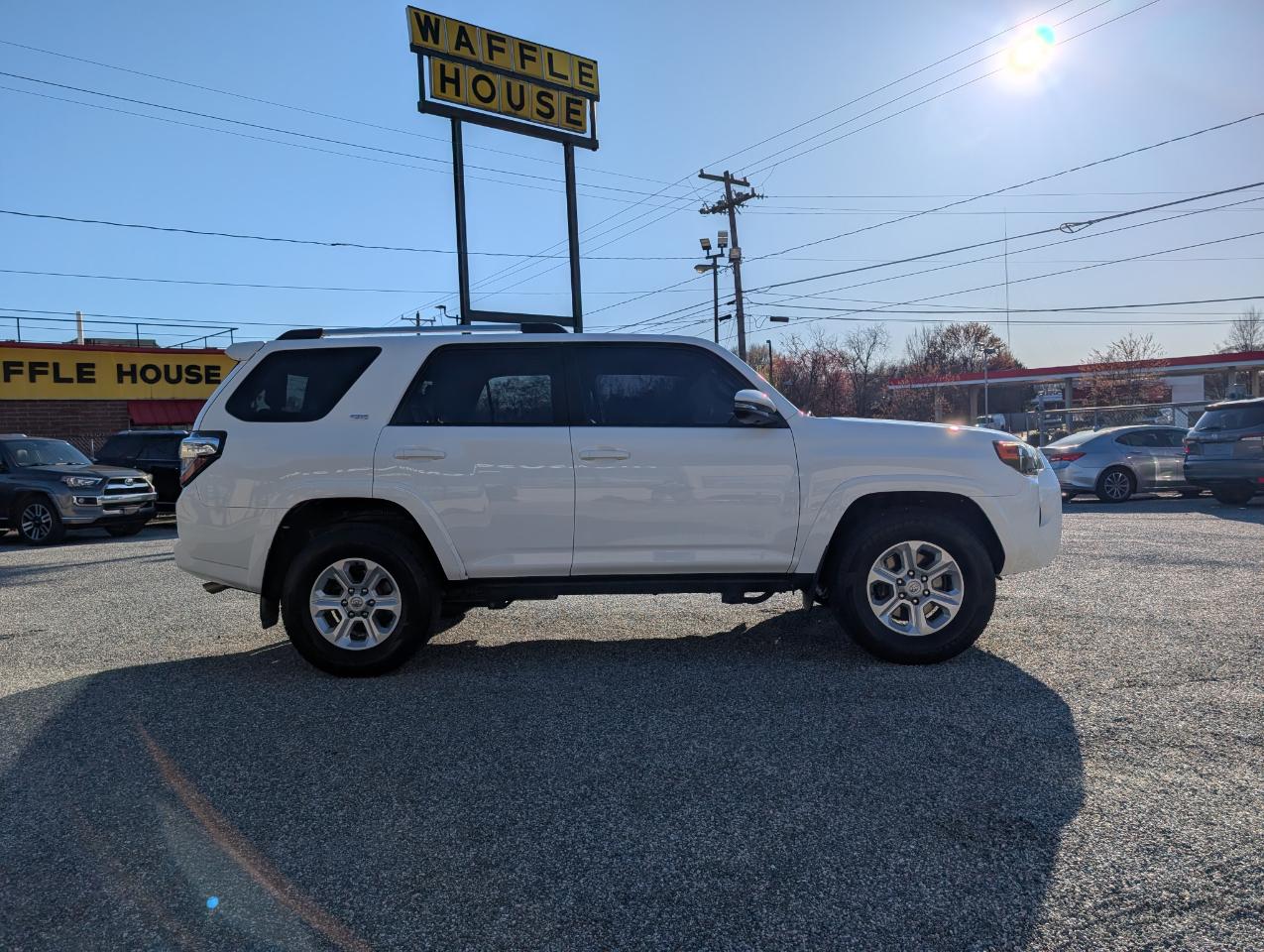 Toyota 4Runner SR5 2019