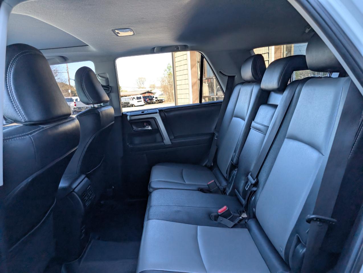 Toyota 4Runner SR5 2019