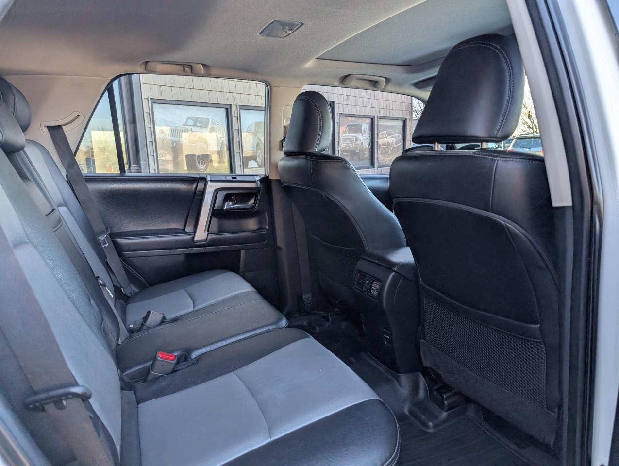 Toyota 4Runner SR5 2019