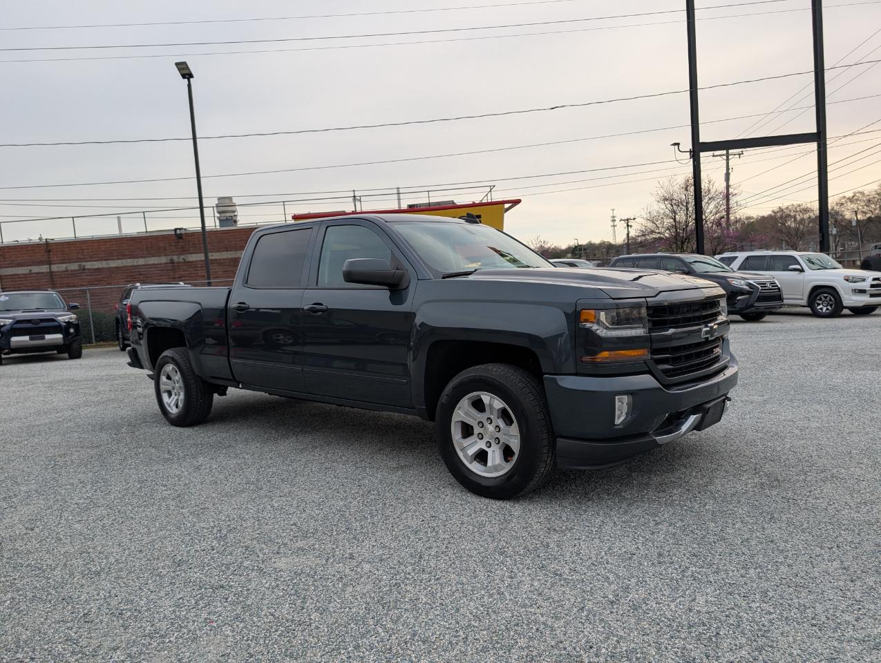 Chevrolet Silverado 1500 LT Crew Cab 4WD 2017