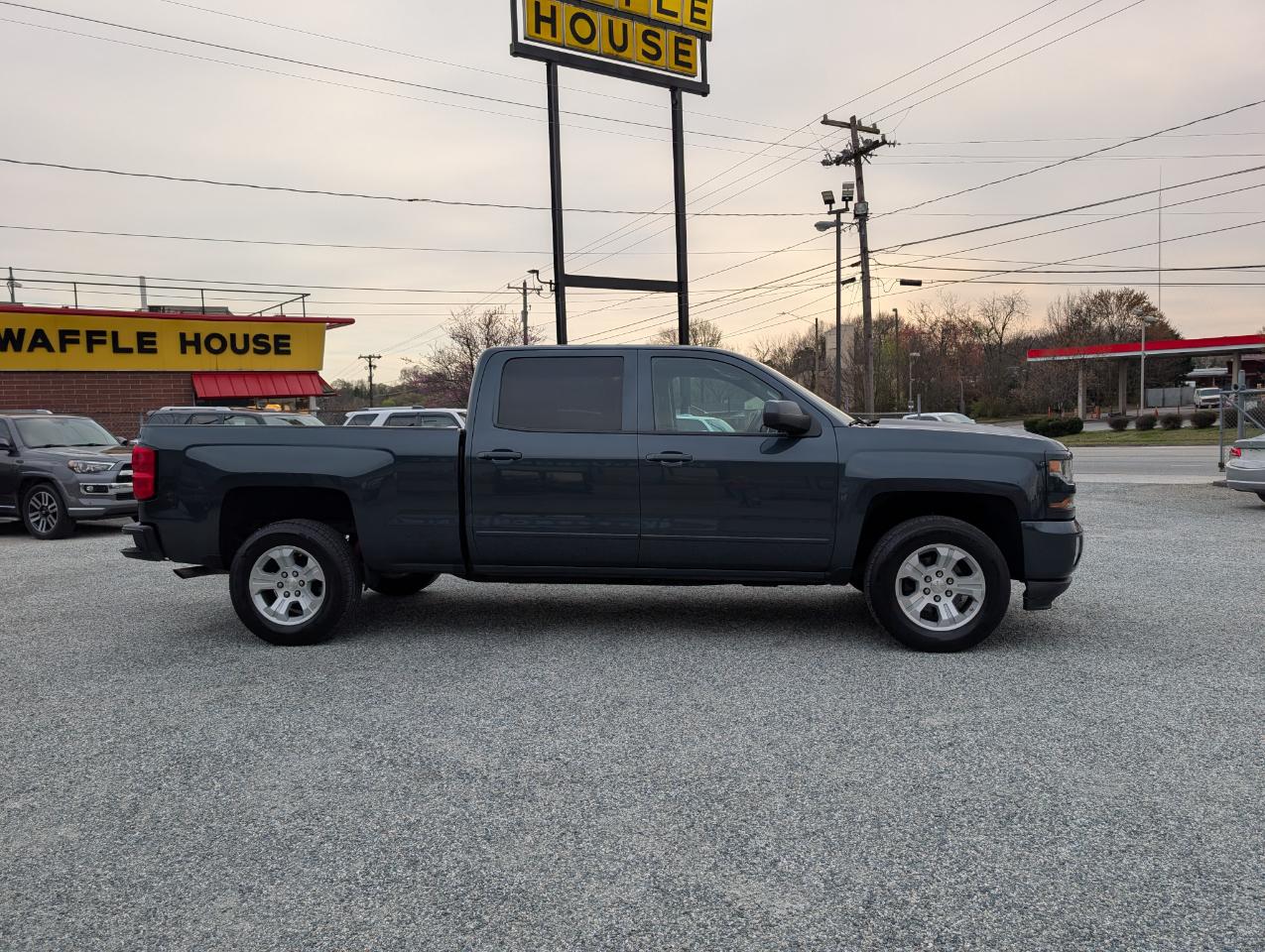Chevrolet Silverado 1500 LT Crew Cab 4WD 2017