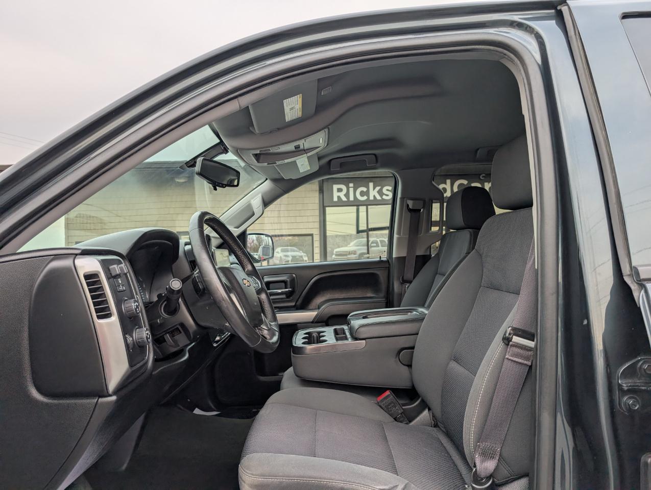 Chevrolet Silverado 1500 LT Crew Cab 4WD 2017