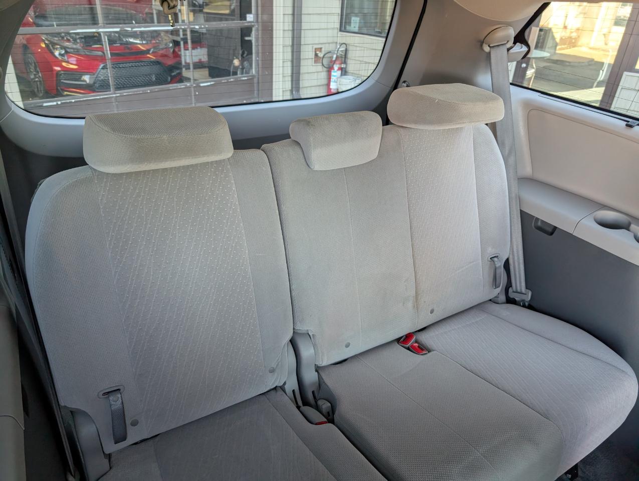 Toyota Sienna LE 8-Passenger 2016