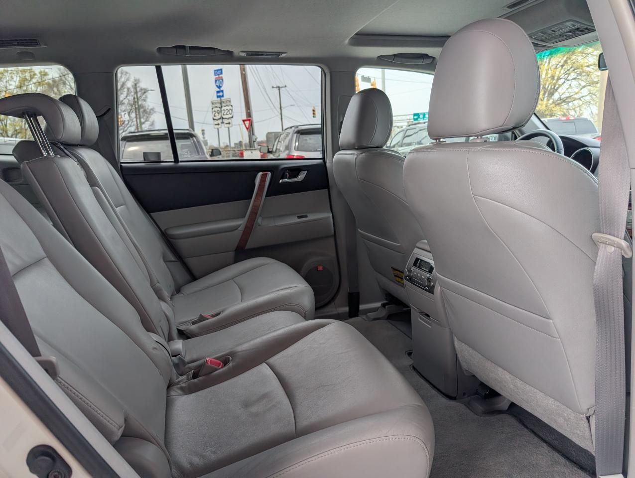 Toyota Highlander Limited AWD 2008