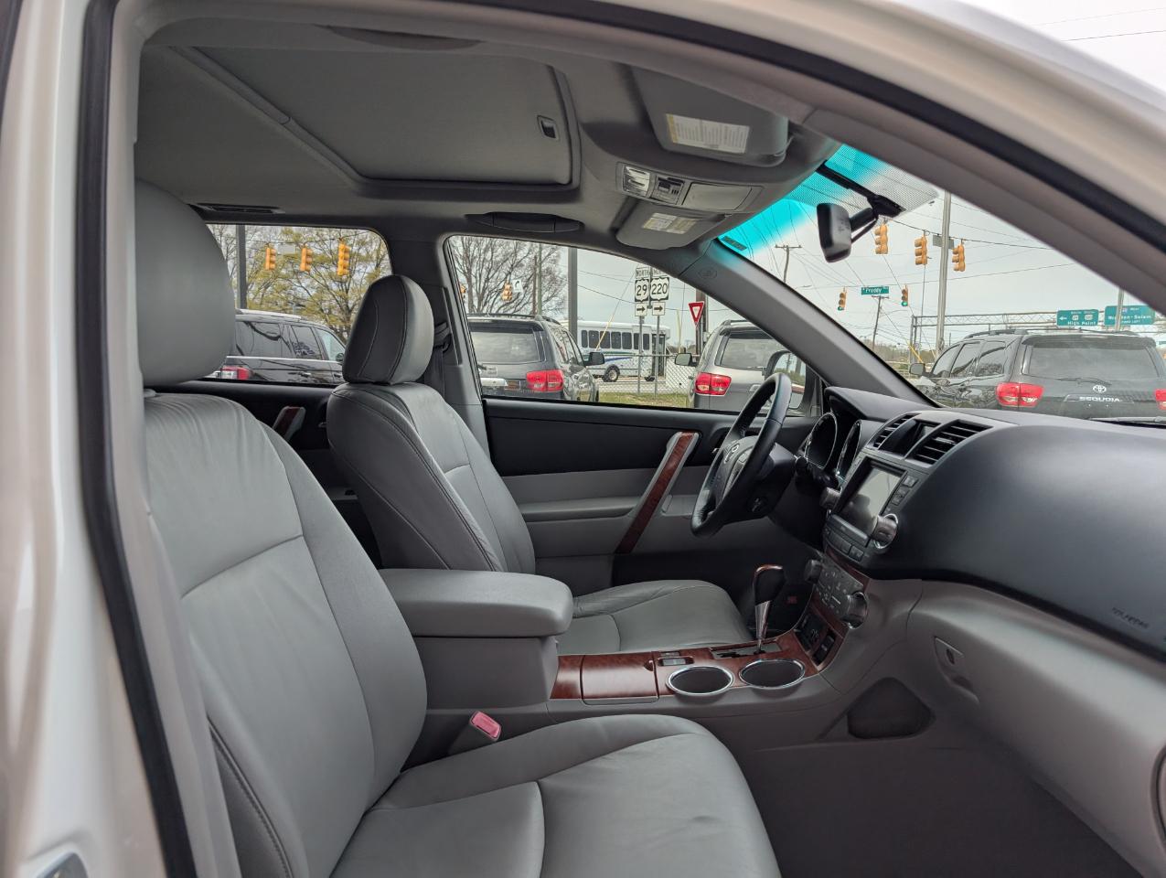 Toyota Highlander Limited AWD 2008