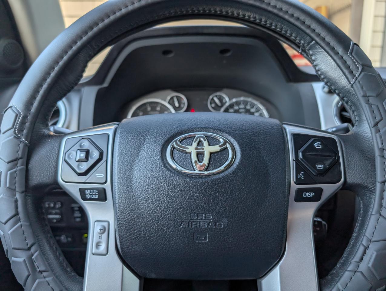 Toyota Tundra  2016