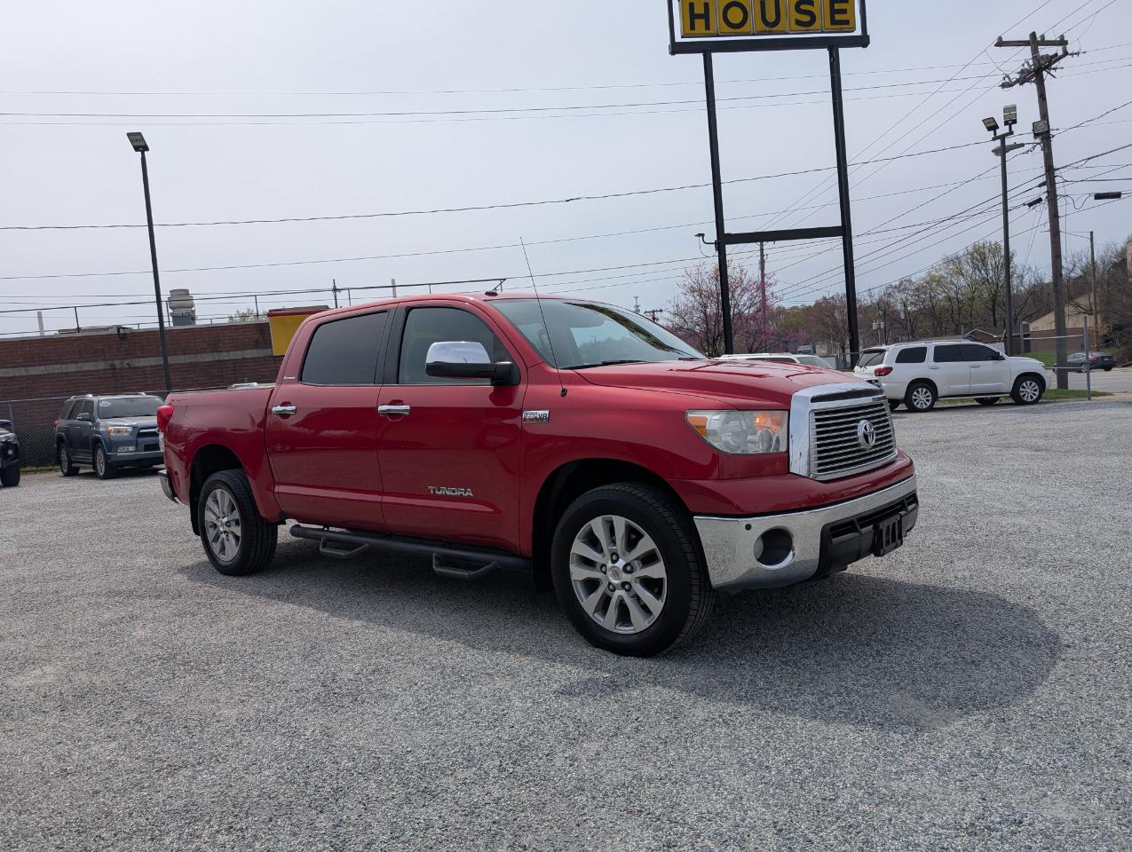 Toyota Tundra Limited CrewMax 4WD 2011