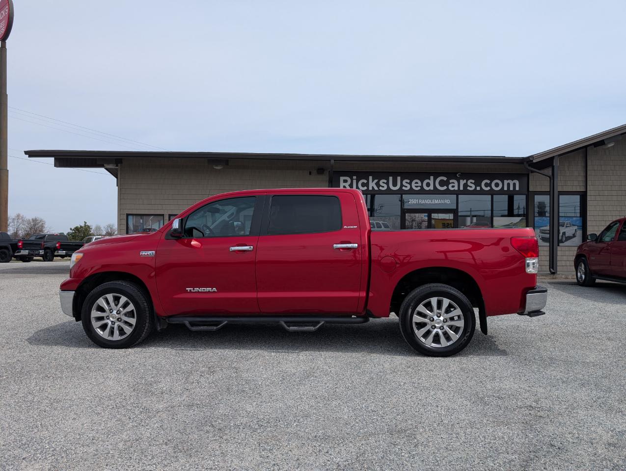 Toyota Tundra Limited CrewMax 4WD 2011