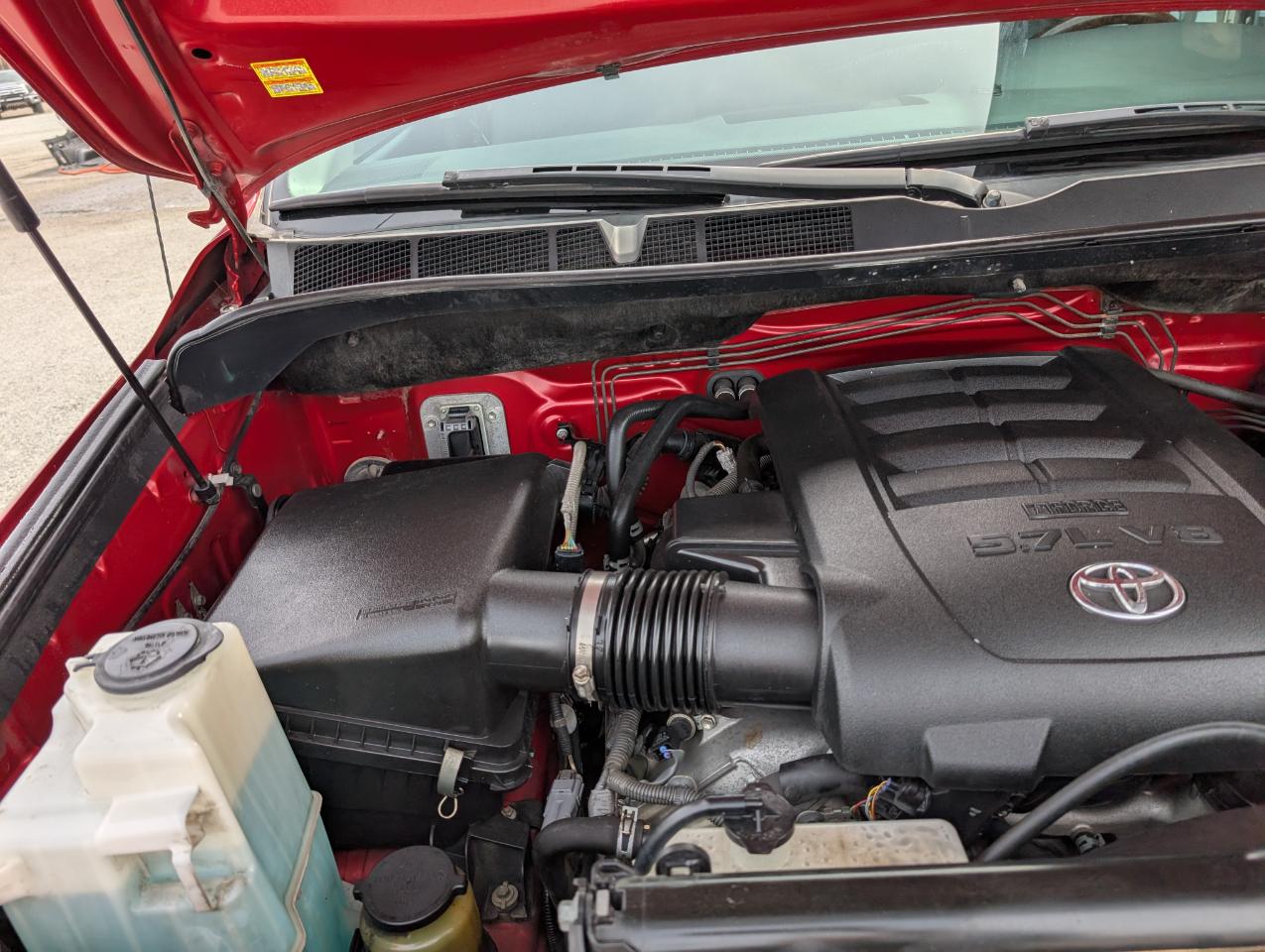 Toyota Tundra Limited CrewMax 4WD 2011