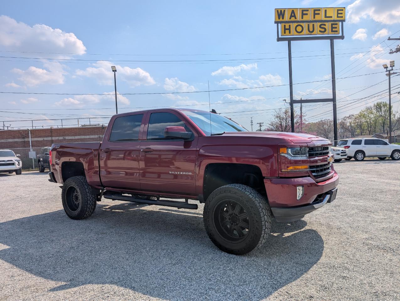 Chevrolet Silverado 1500 LT Crew Cab 4WD 2017