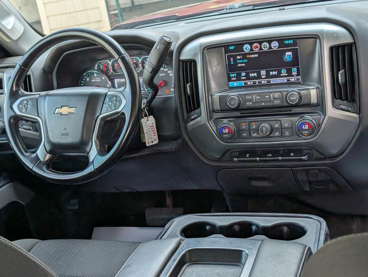 Chevrolet Silverado 1500 LT Crew Cab 4WD 2017