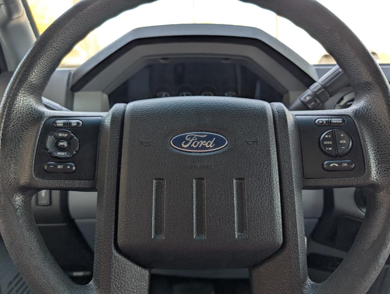 Ford Super Duty F-250 SRW  2016