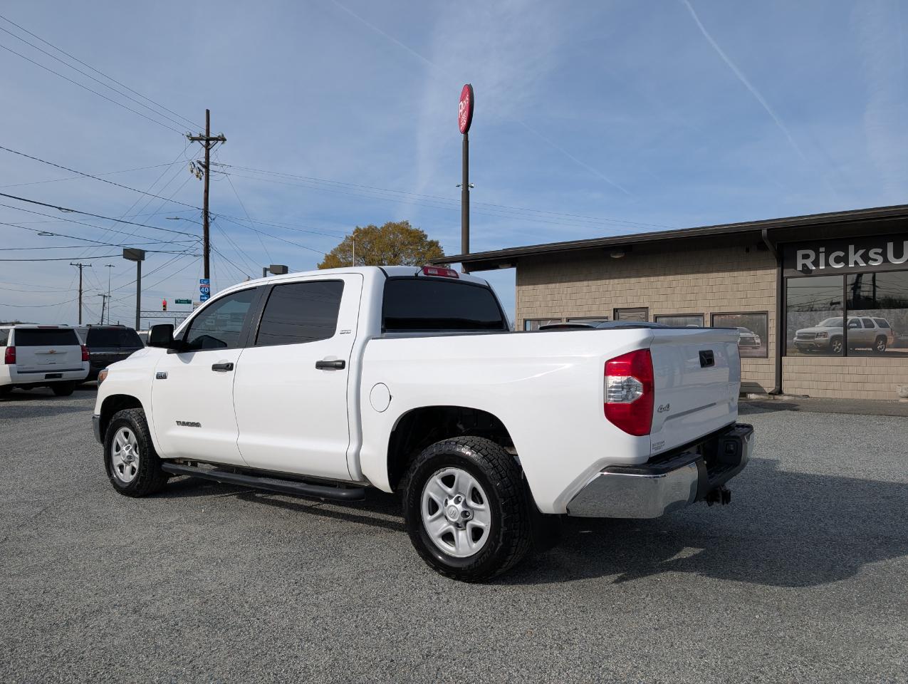 Toyota Tundra SR5 CrewMax 4WD 2018