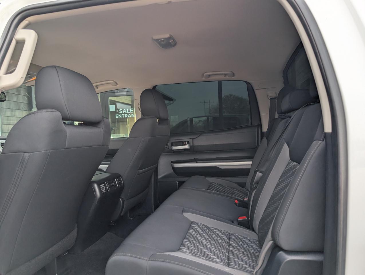 Toyota Tundra SR5 CrewMax 4WD 2018