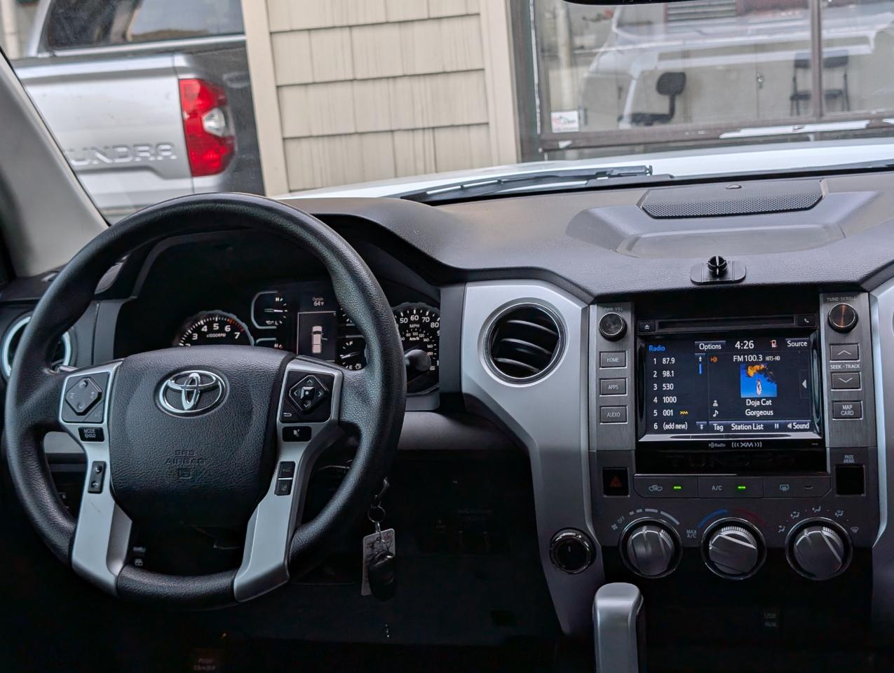 Toyota Tundra SR5 CrewMax 4WD 2018