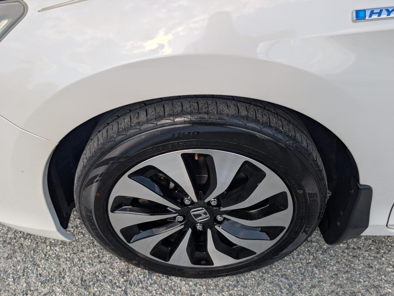 Honda Accord Hybrid EX-L 2015