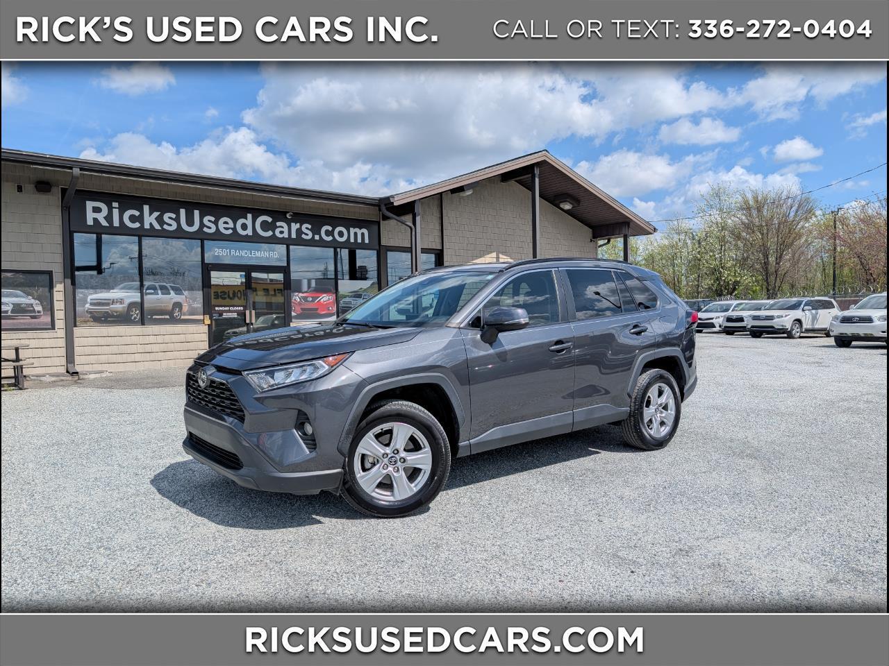 2020 Toyota RAV4 XLE