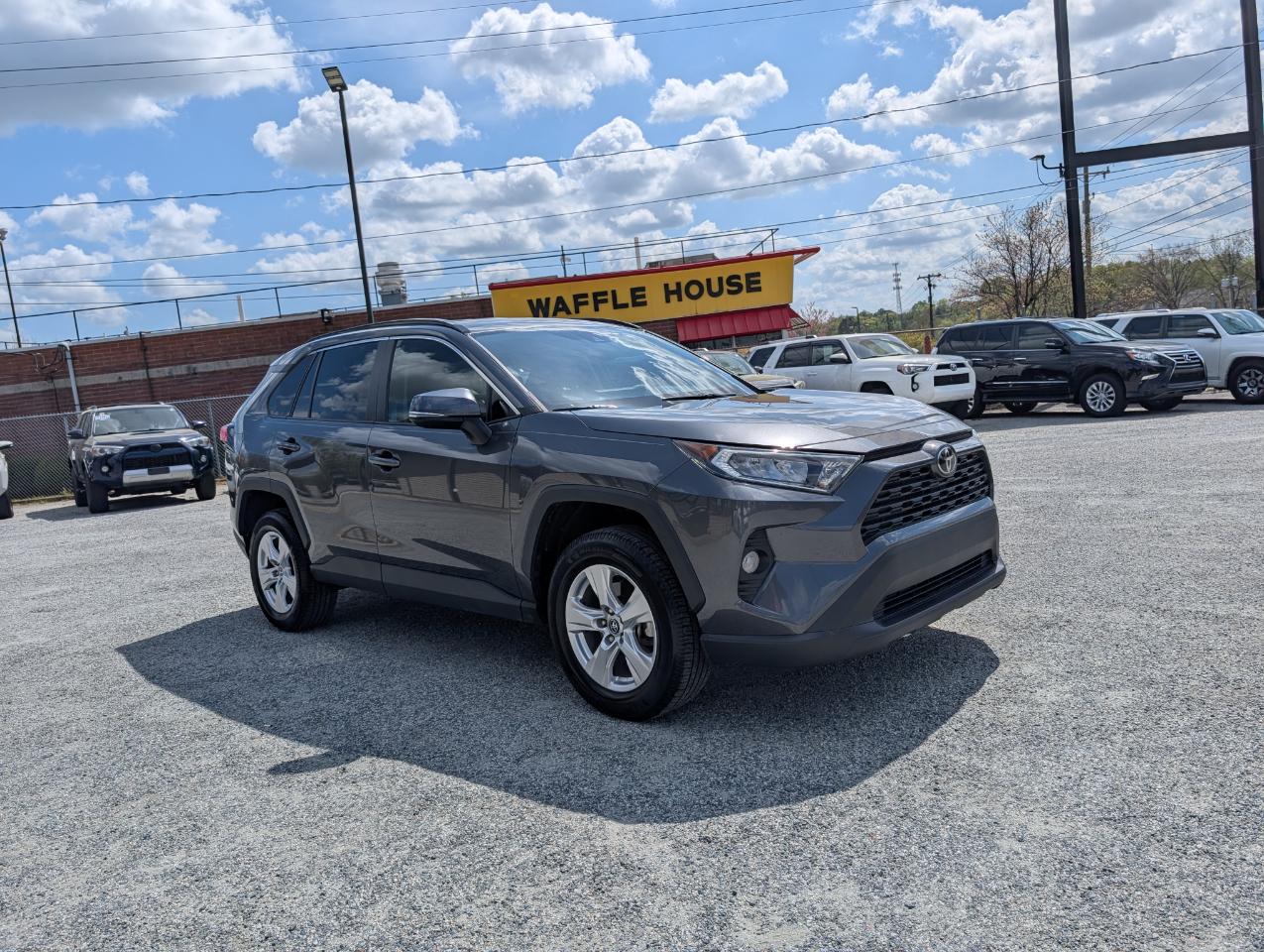 Toyota RAV4 XLE 2020
