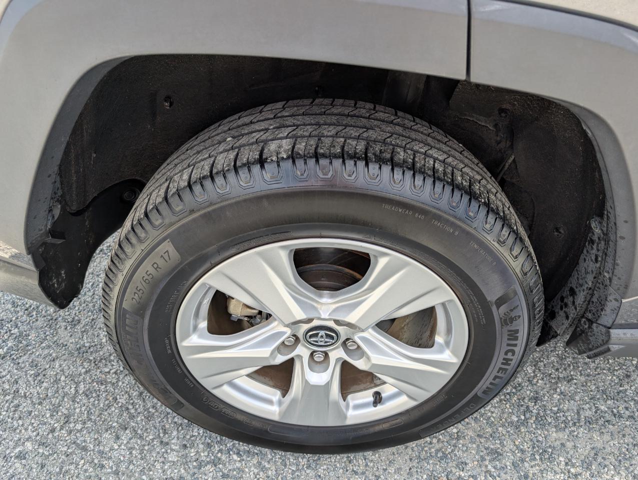 Toyota RAV4 XLE 2020