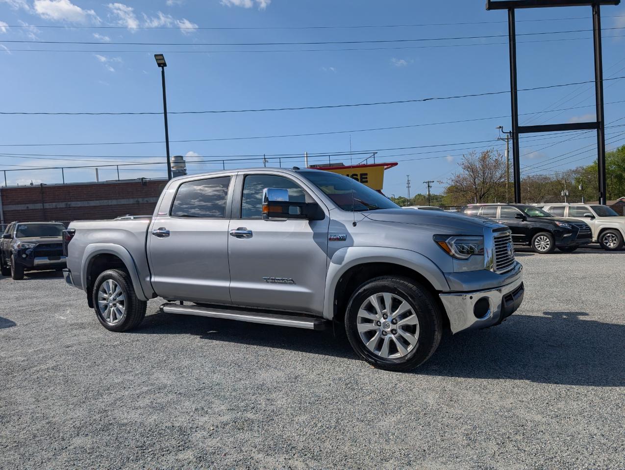 Toyota Tundra Limited CrewMax 4WD 2010
