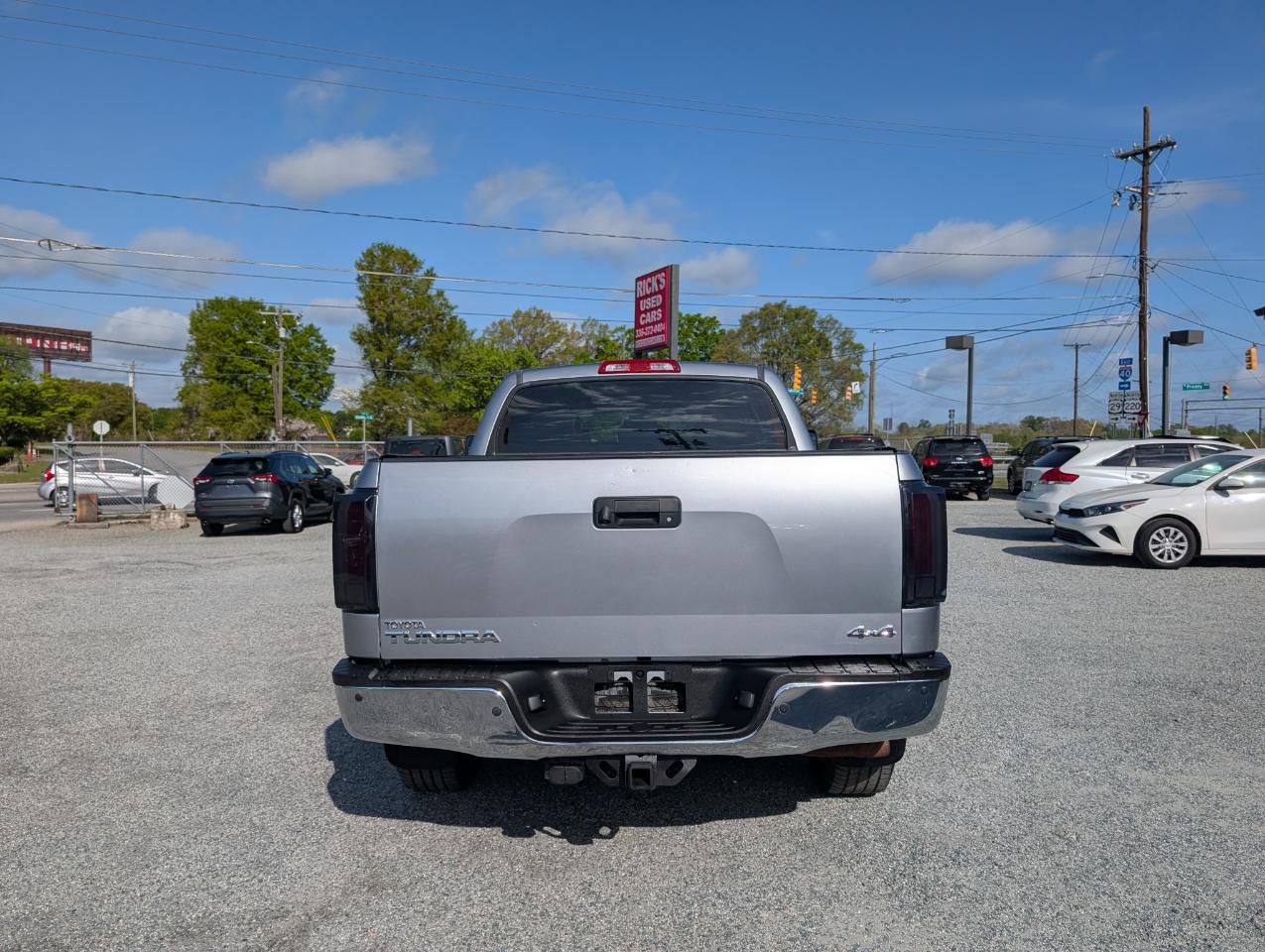 Toyota Tundra Limited CrewMax 4WD 2010