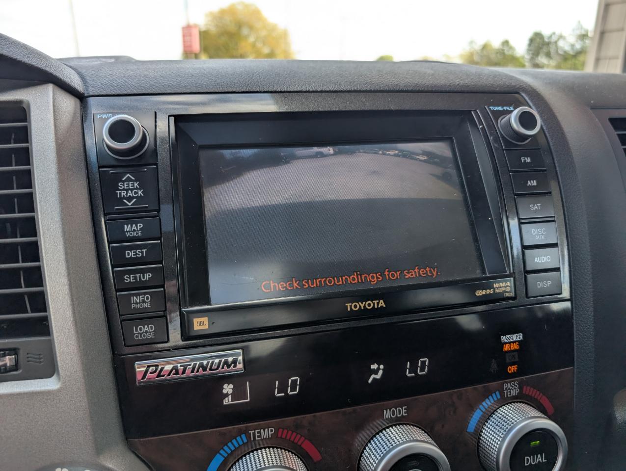 Toyota Tundra Limited CrewMax 4WD 2010