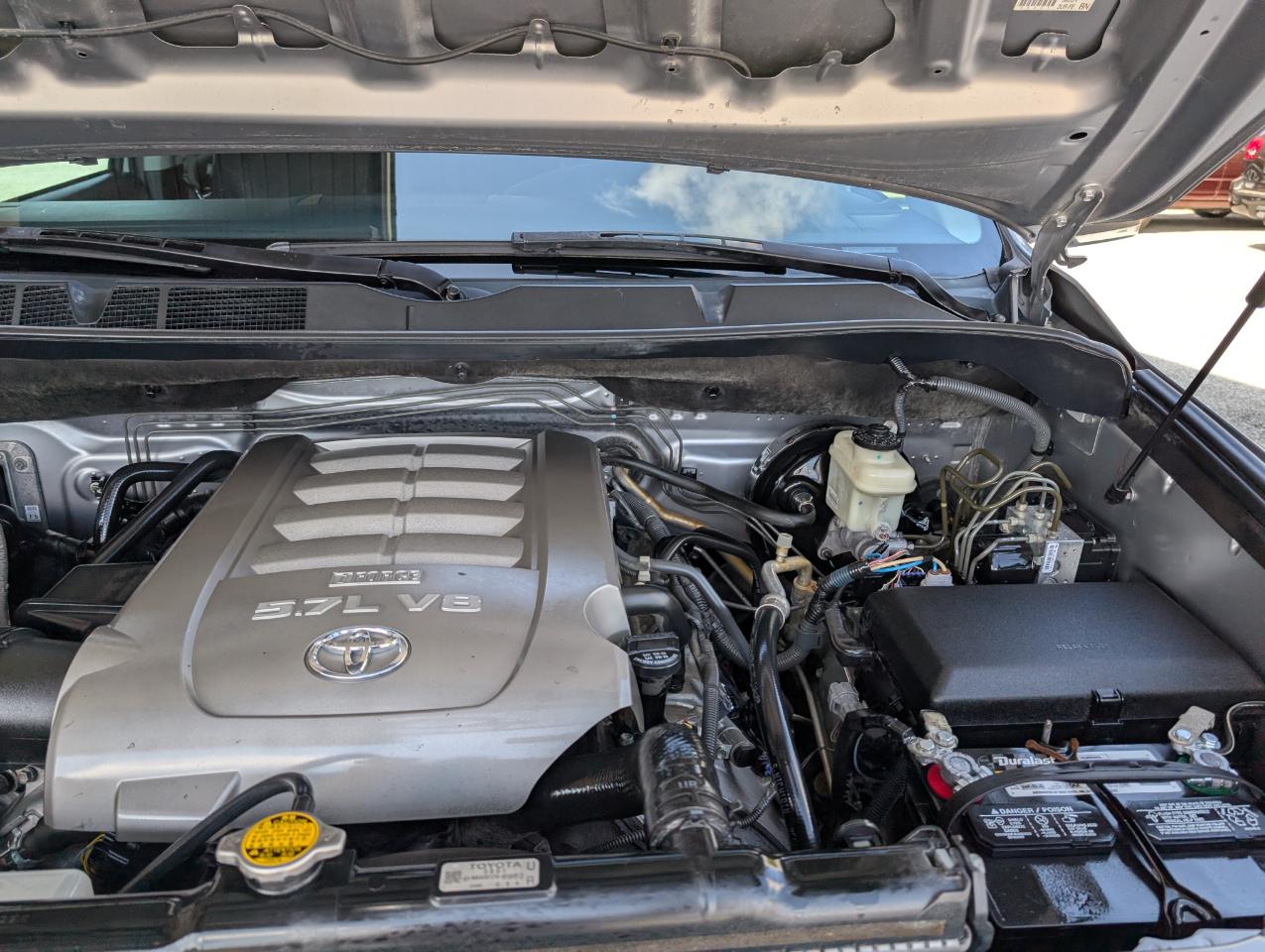 Toyota Tundra Limited CrewMax 4WD 2010