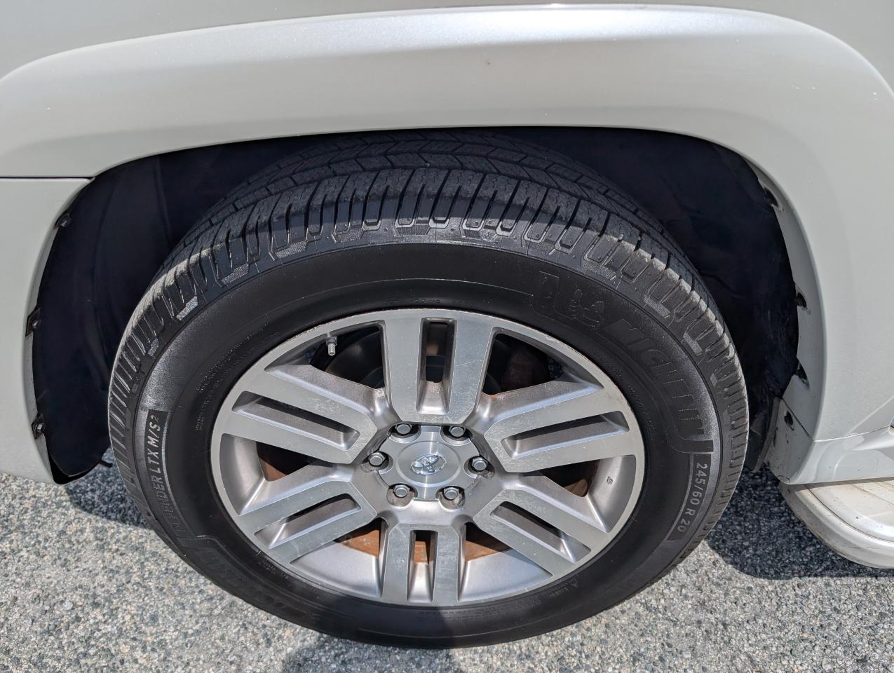 Toyota 4Runner Limited 4WD 2012