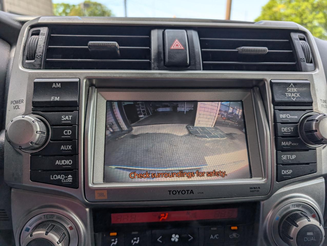 Toyota 4Runner Limited 4WD 2012