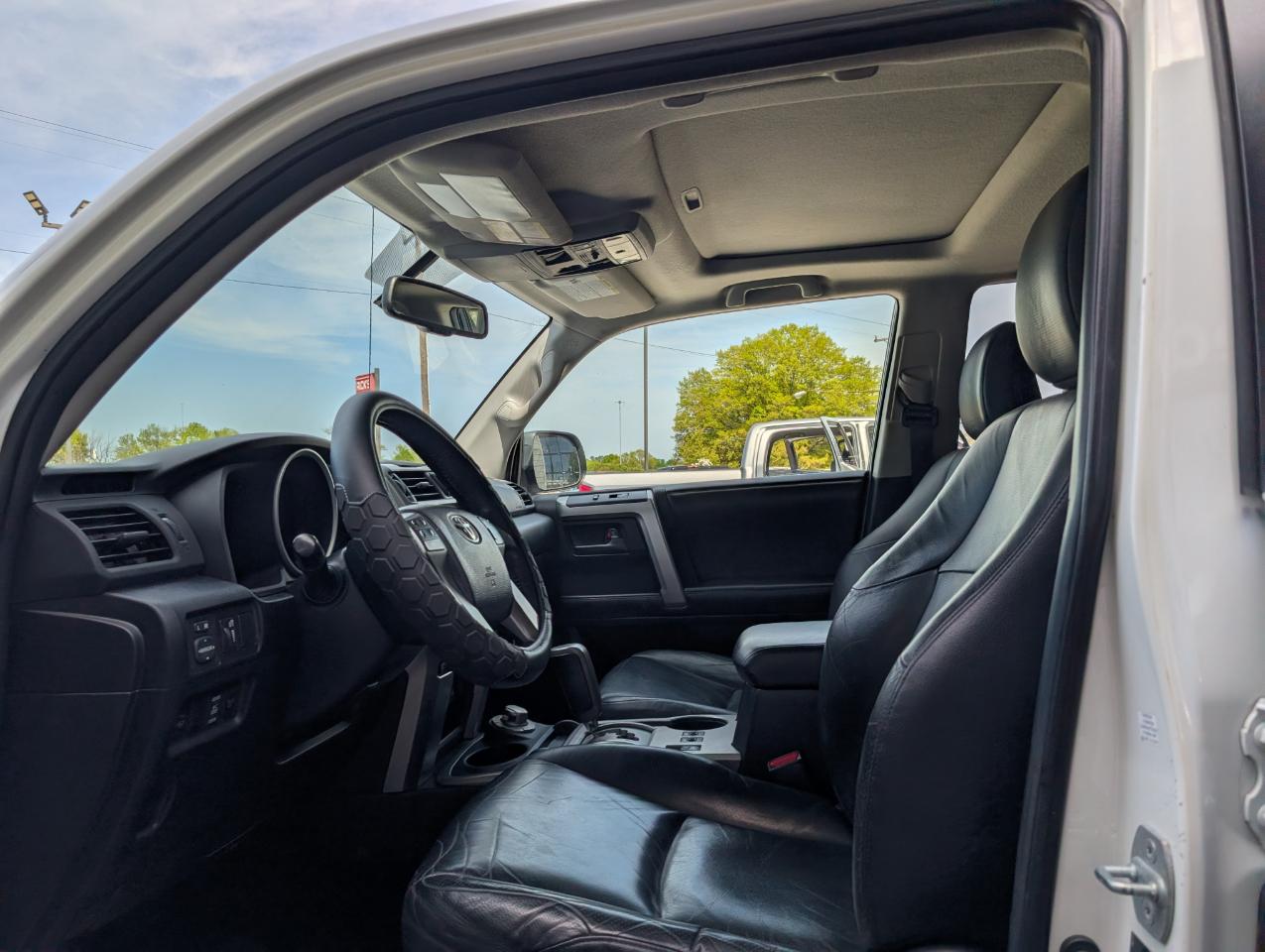 Toyota 4Runner Limited 4WD 2012