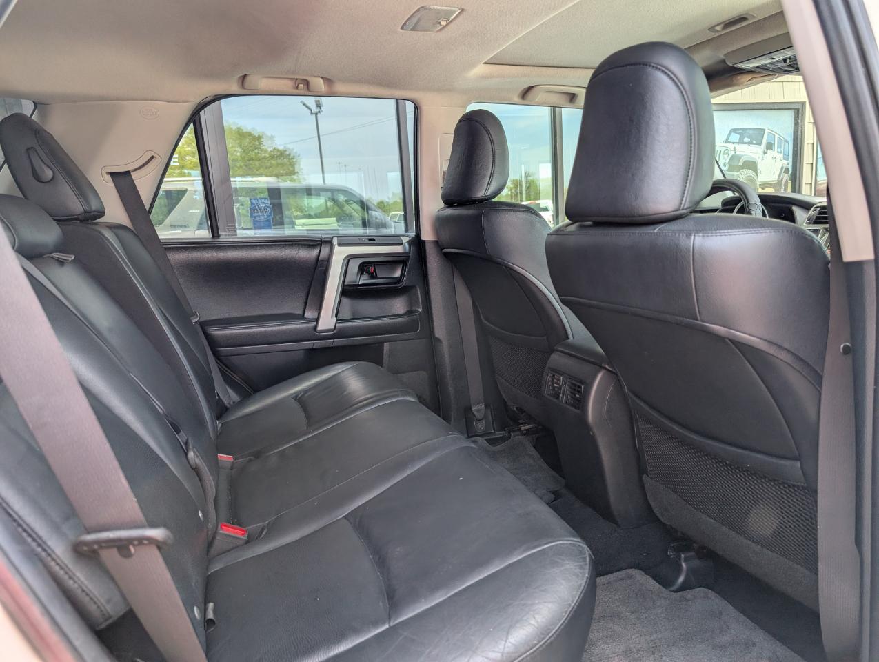 Toyota 4Runner Limited 4WD 2012