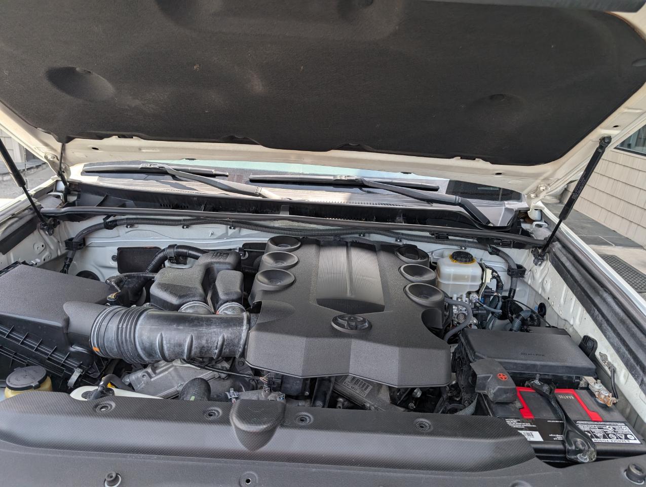 Toyota 4Runner Limited 4WD 2012