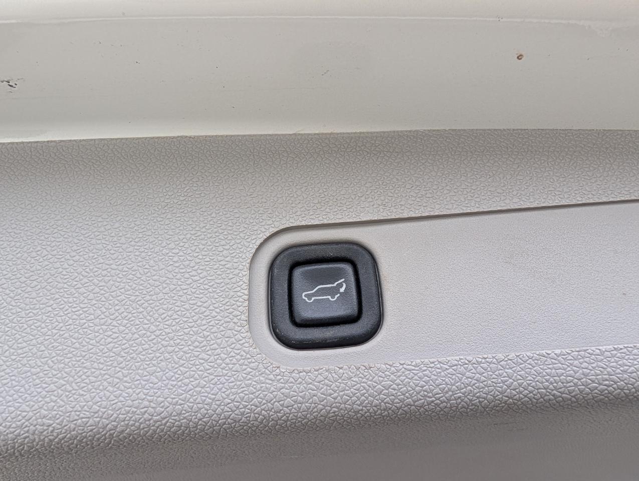 Chevrolet Tahoe LTZ 2013