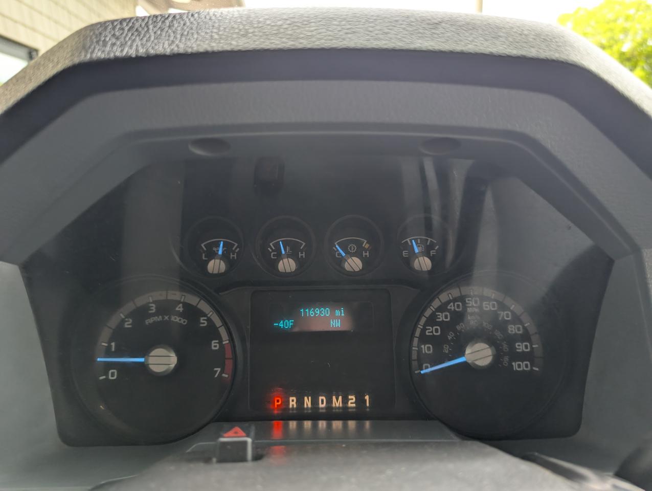 Ford Super Duty F-250 SRW  2015