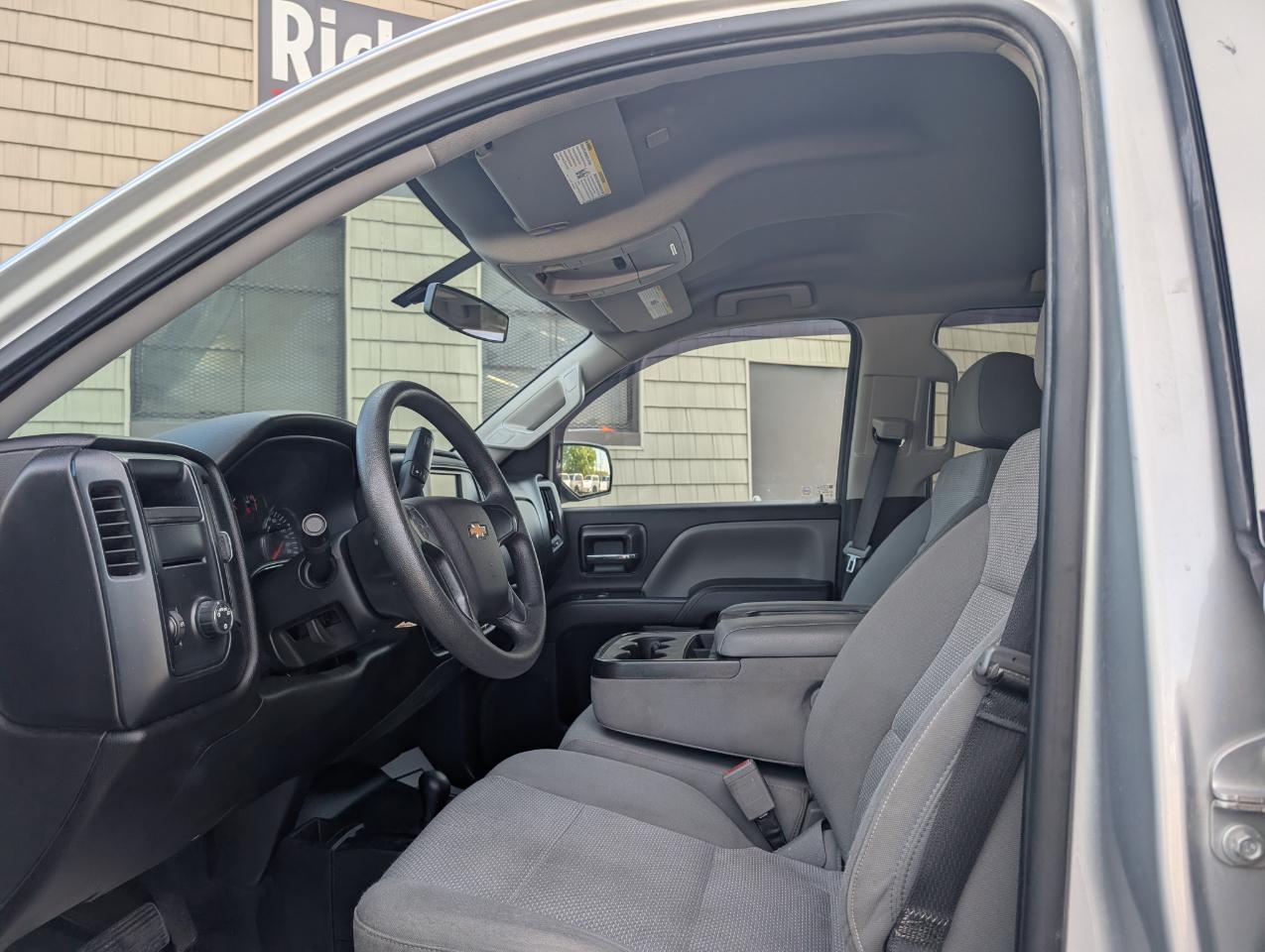 Chevrolet Silverado 1500 Custom Crew Cab 4WD 2018