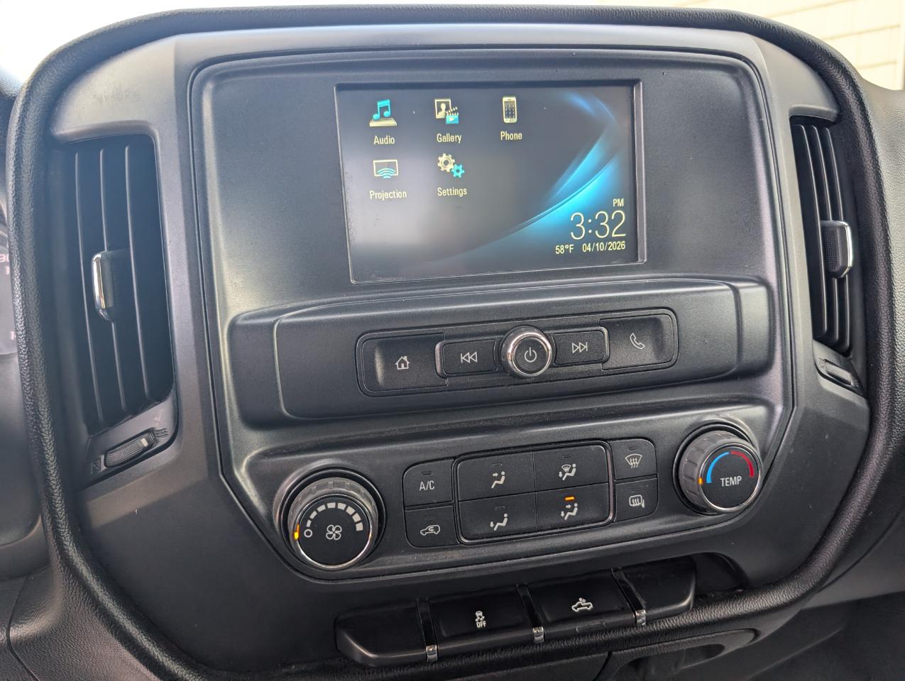 Chevrolet Silverado 1500 Custom Crew Cab 4WD 2018