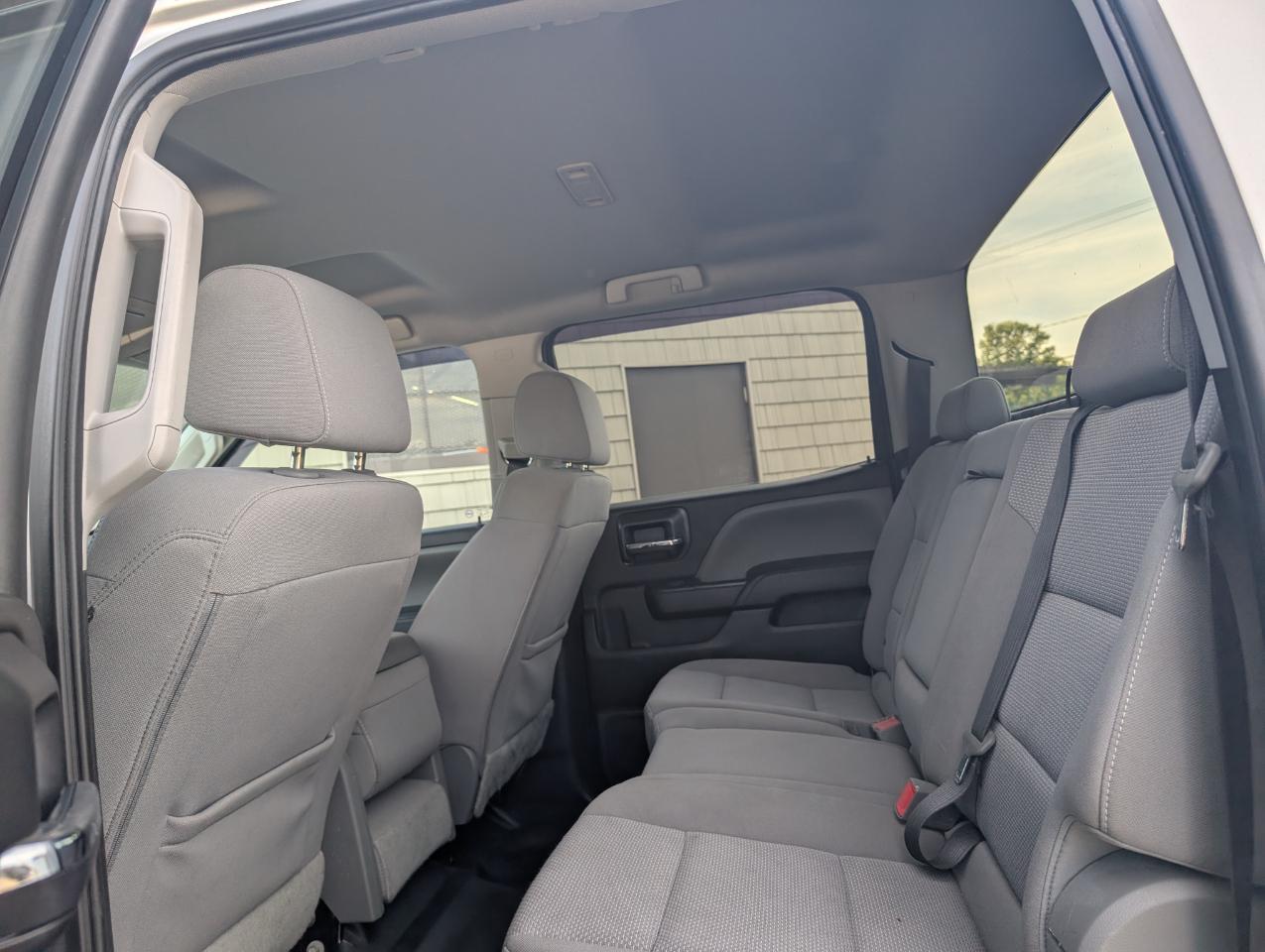 Chevrolet Silverado 1500 Custom Crew Cab 4WD 2018