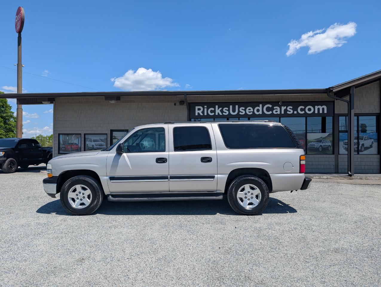 Chevrolet Suburban  2004
