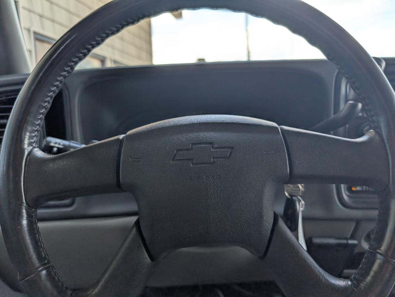 Chevrolet Suburban  2004