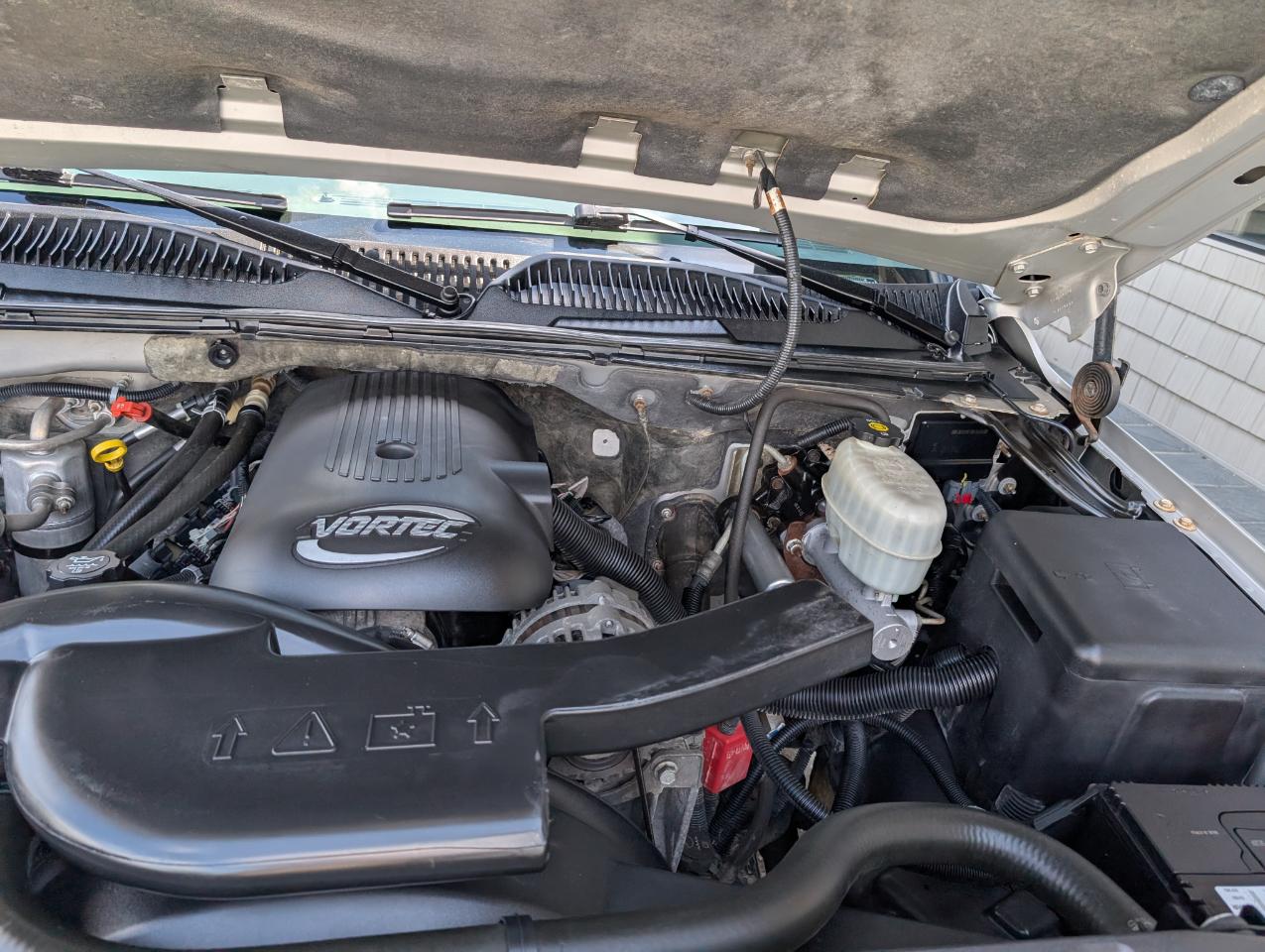 Chevrolet Suburban  2004