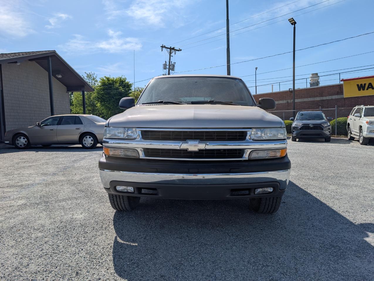 Chevrolet Suburban  2004