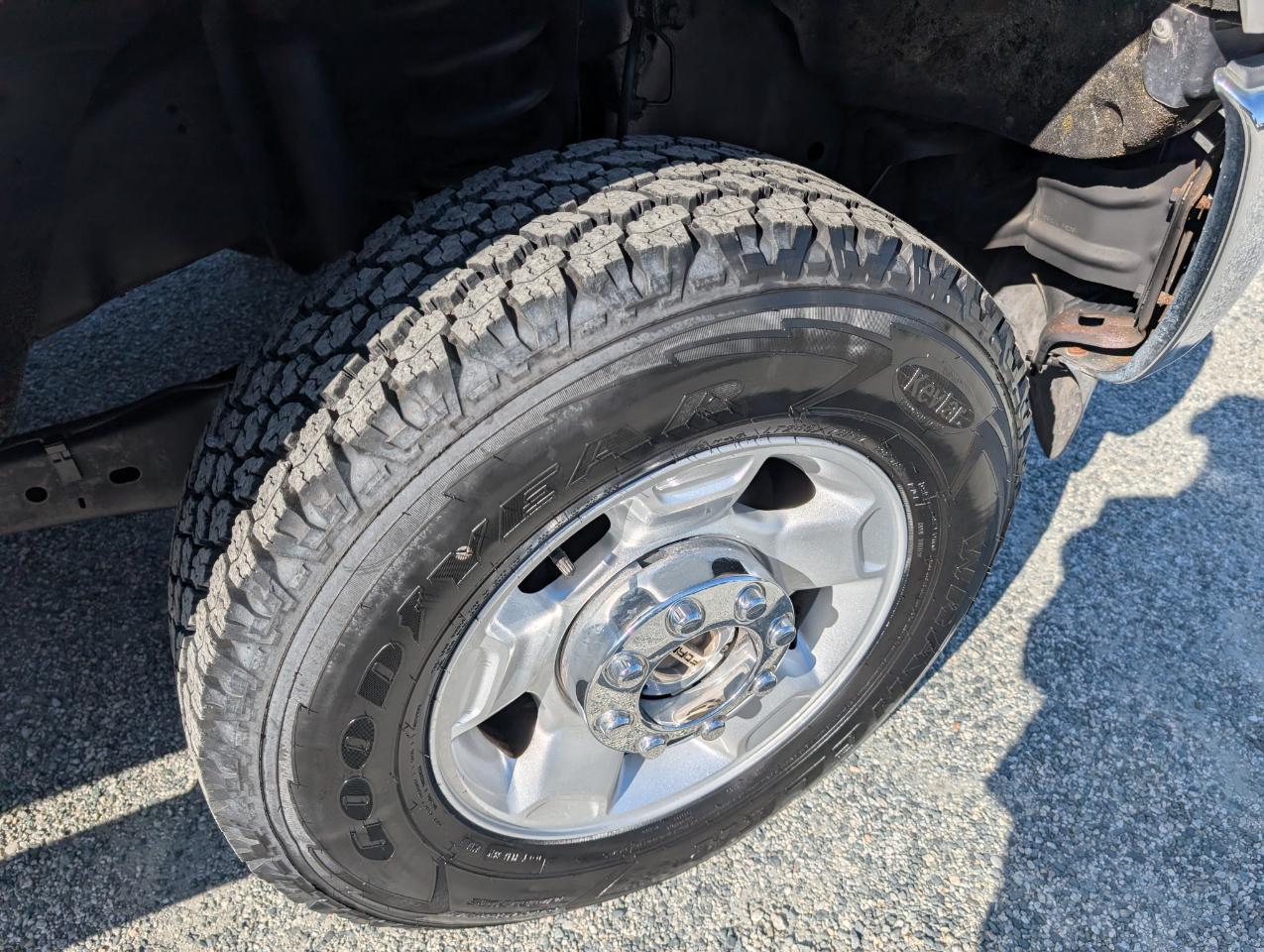 Ford Super Duty F-250 SRW  2011