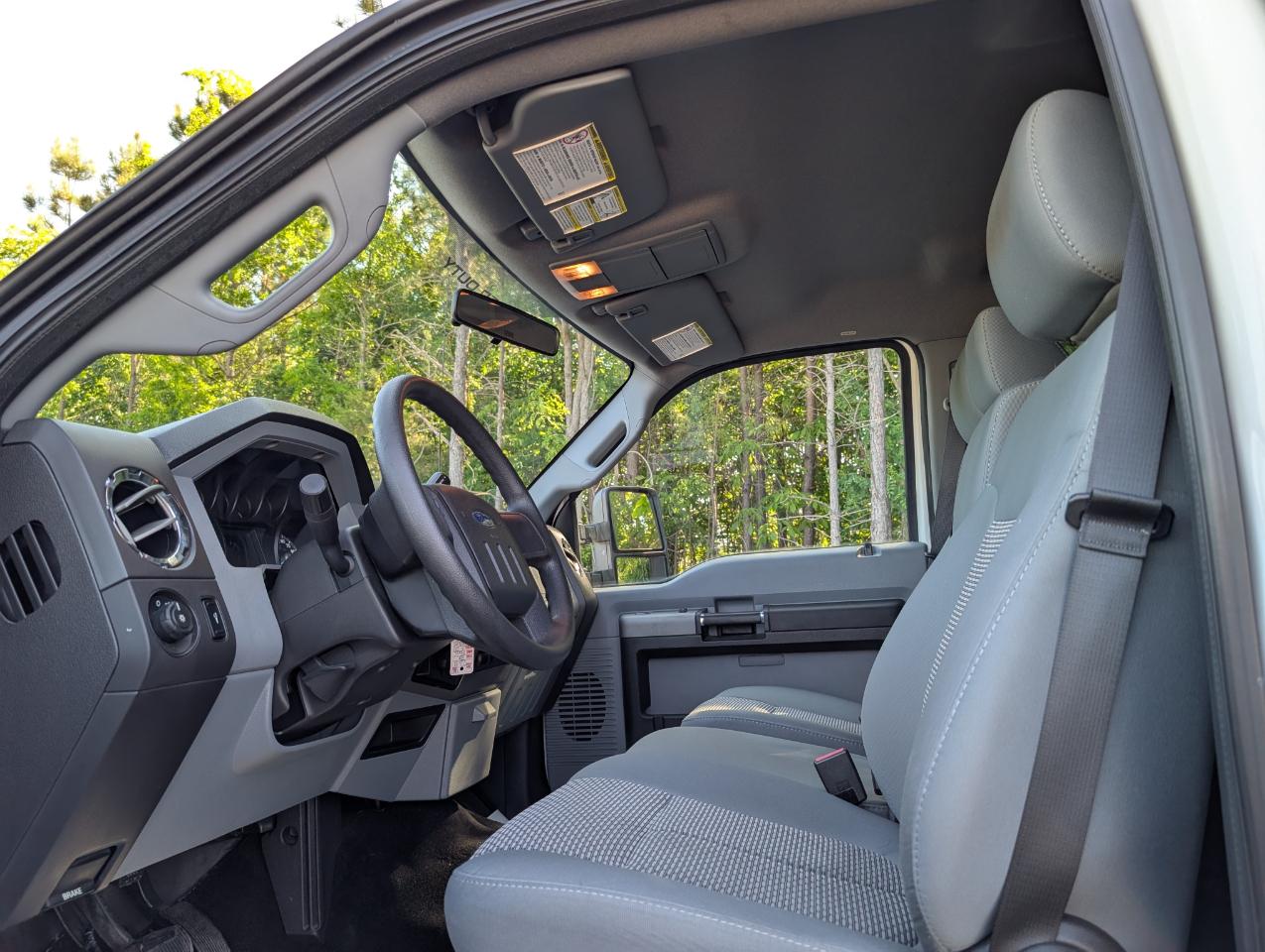 Ford Super Duty F-250 SRW  2011