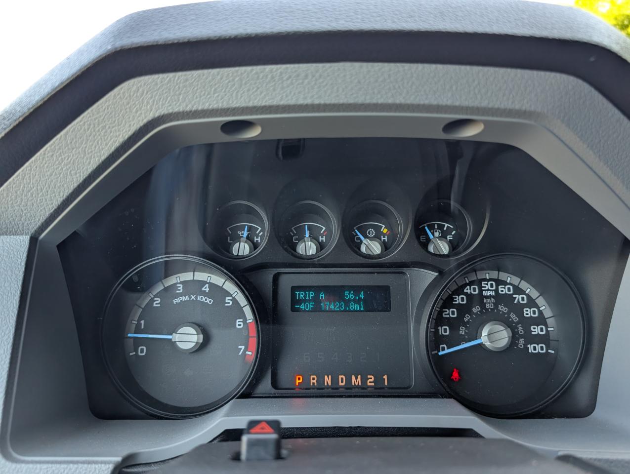 Ford Super Duty F-250 SRW  2011