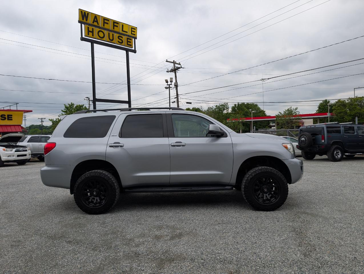 Toyota Sequoia SR5 4WD 2015