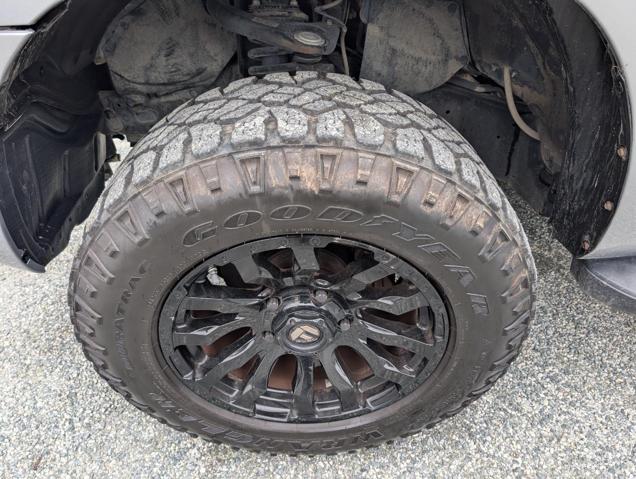 Toyota Sequoia SR5 4WD 2015