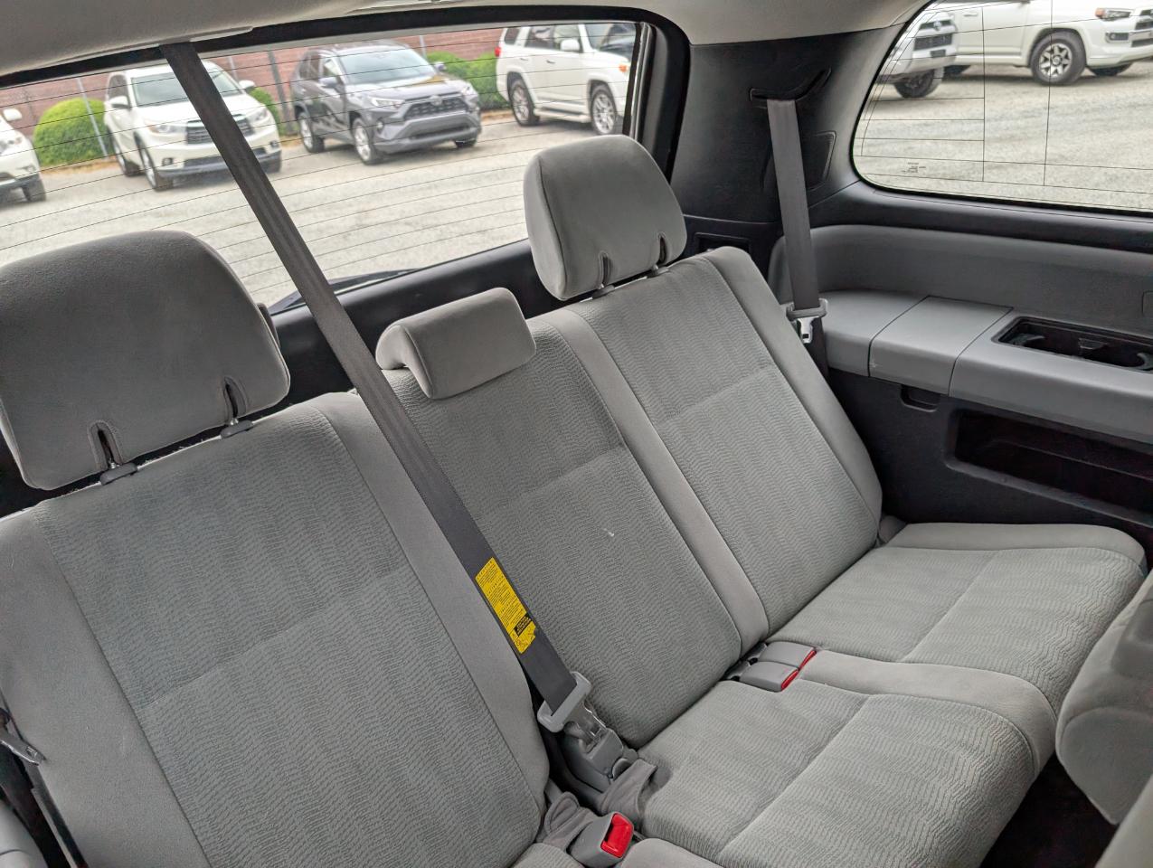 Toyota Sequoia SR5 4WD 2015