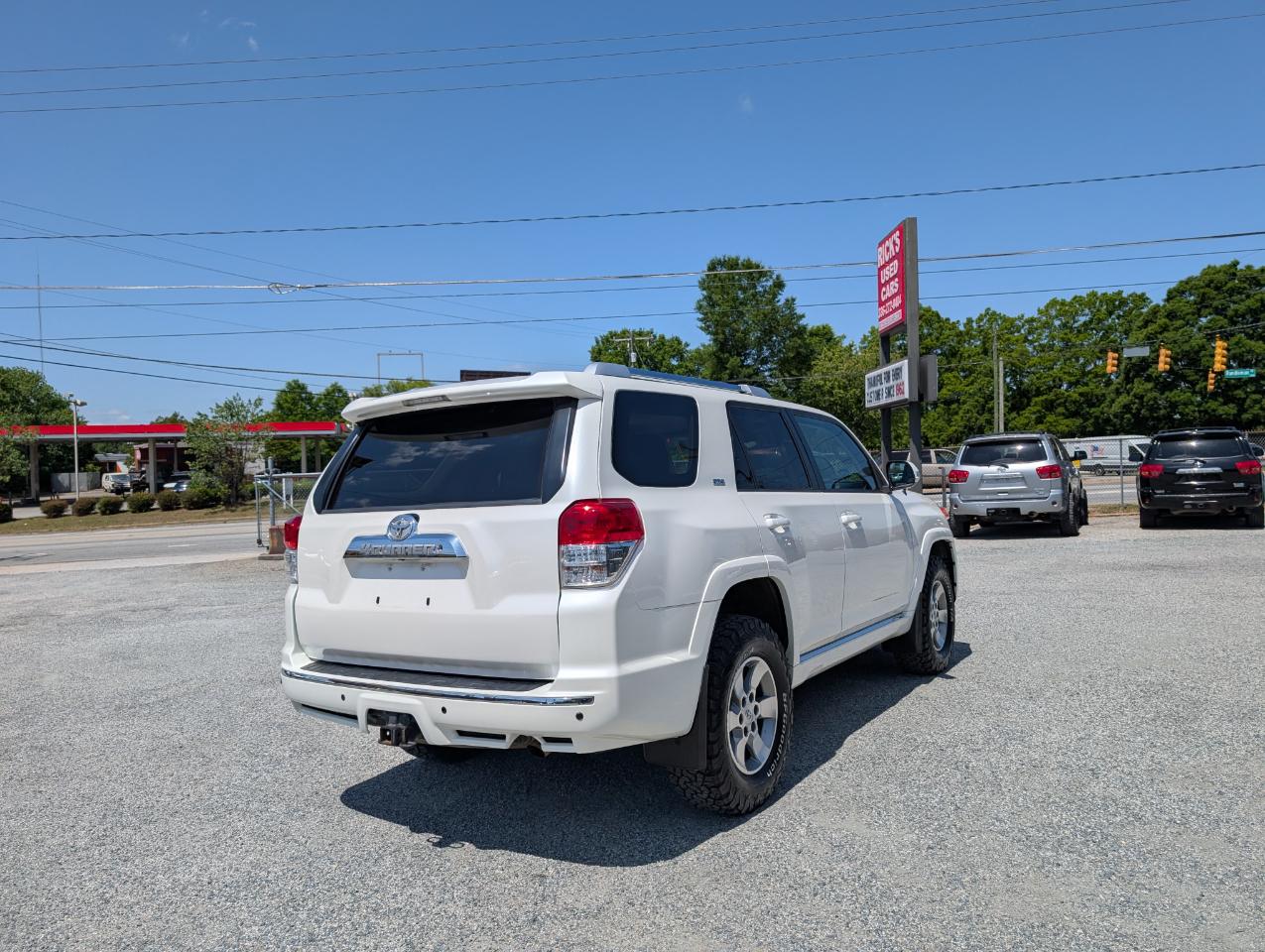 Toyota 4Runner SR5 4WD 2011