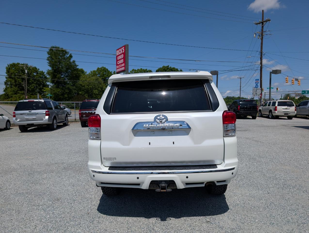 Toyota 4Runner SR5 4WD 2011